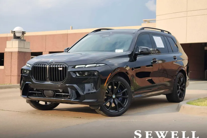 2023 Bmw X7 M60i photo 1