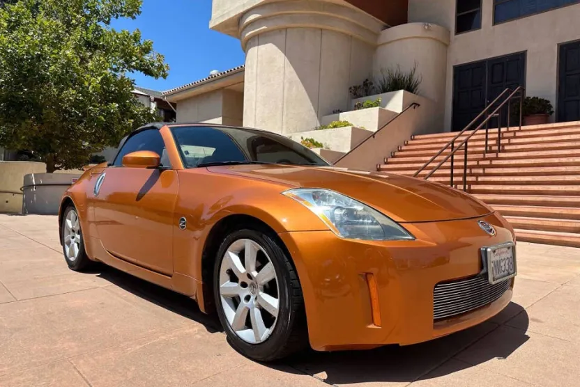 2005 Nissan 350Z Touring photo 1