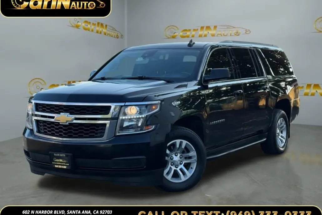2020 Chevrolet Suburban LT photo 1
