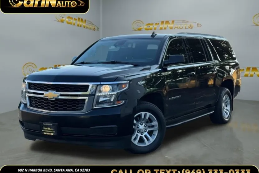 2020 Chevrolet Suburban LT photo 1