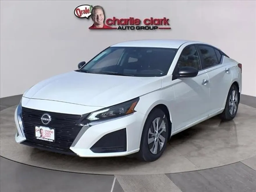2025 Nissan Altima 2.5 S photo 1