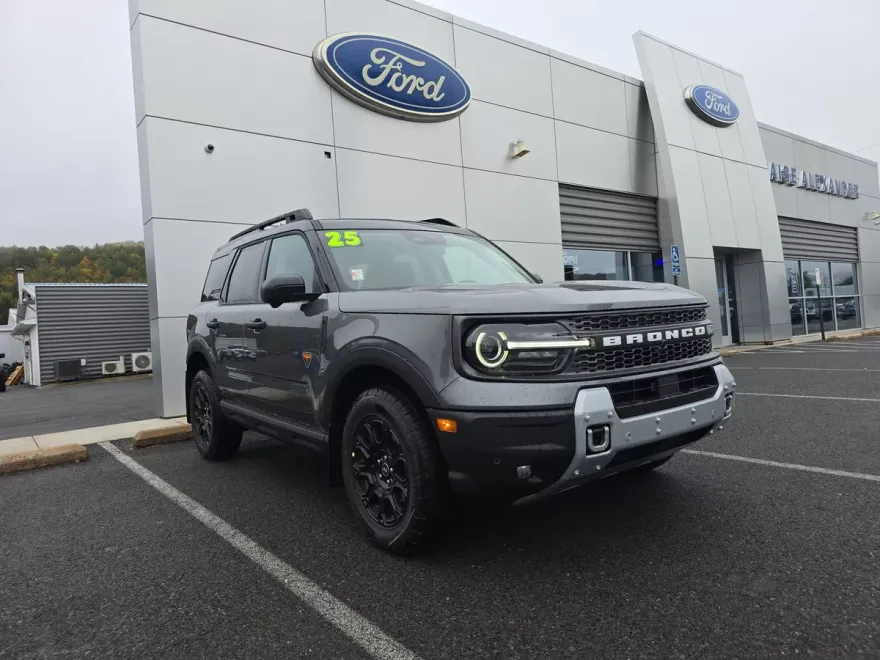 2025 Ford Bronco Sport Badlands photo 1