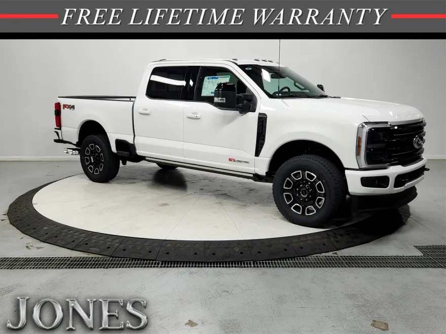 2026 Ford F-250 Platinum photo 1