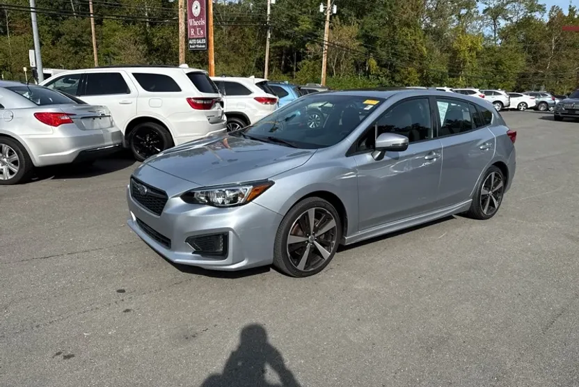 2017 Subaru Impreza 2.0i Sport photo 1