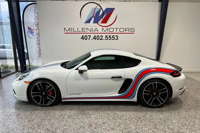 2024 Porsche Cayman GTS 4.0 photo 1