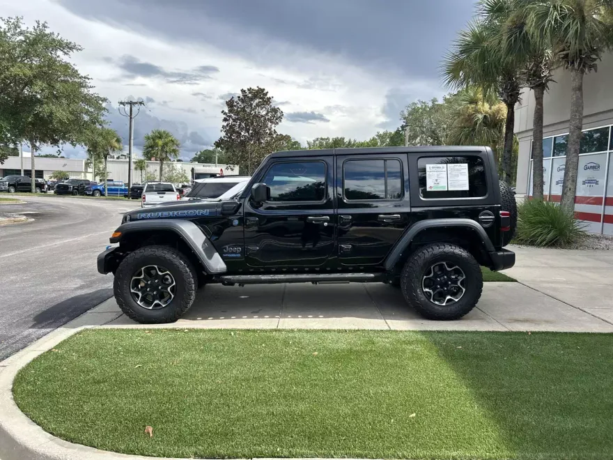 2022 Jeep Wrangler Unlimited 4xe Rubicon photo 1