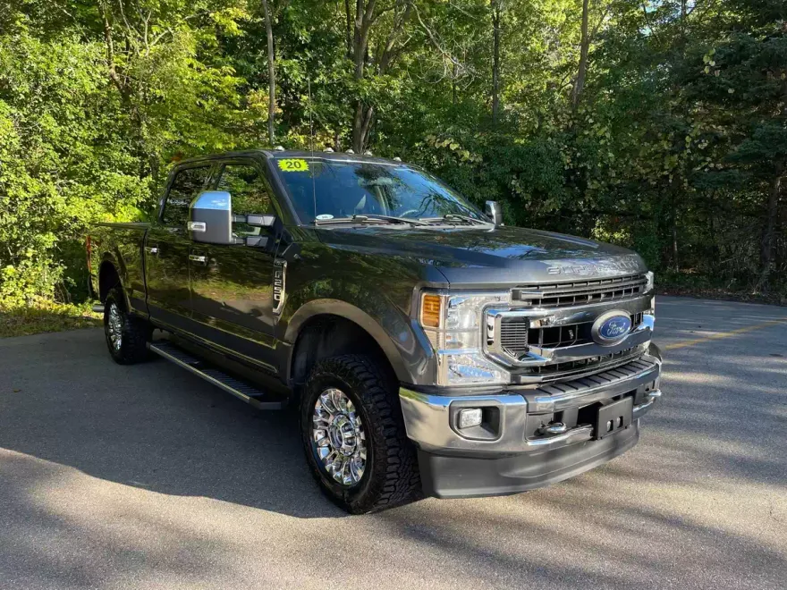 2020 Ford F-250 XLT photo 1