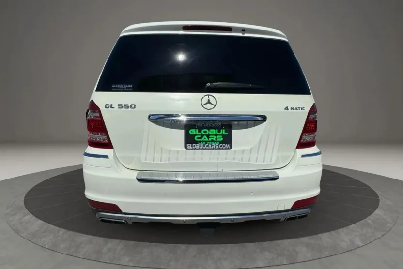 2012 Mercedes Benz GL 550 photo 1