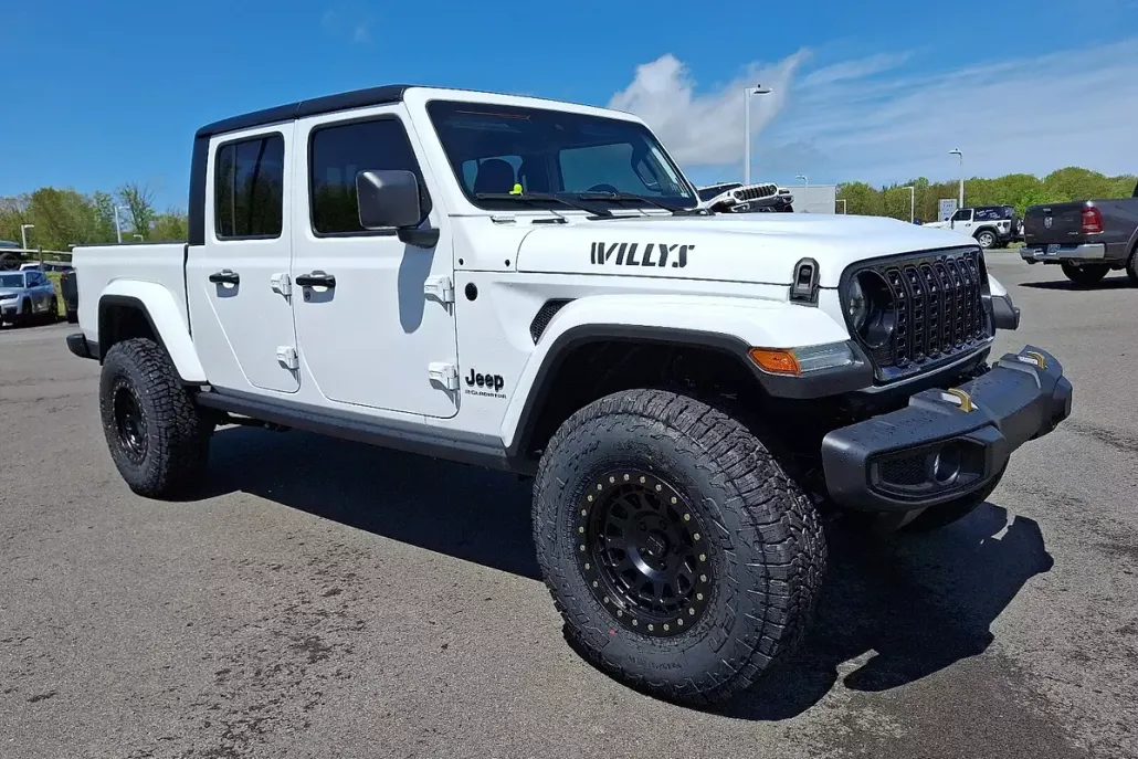2025 Jeep Gladiator Willys photo 1