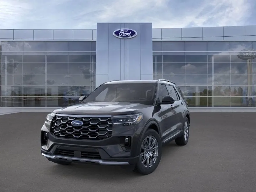 2025 Ford Explorer Platinum photo 1
