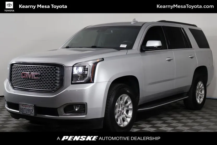 2017 Gmc Yukon SLT photo 1