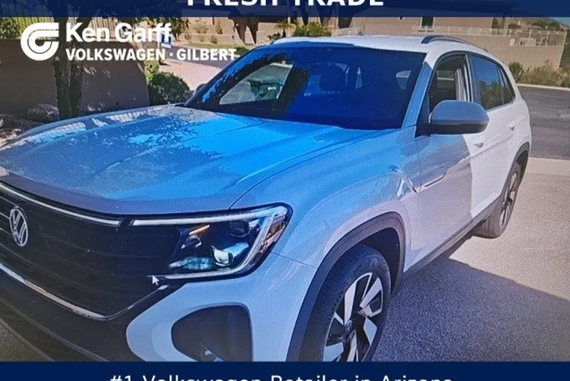 2024 Volkswagen Atlas Cross Sport SE Technology photo 1