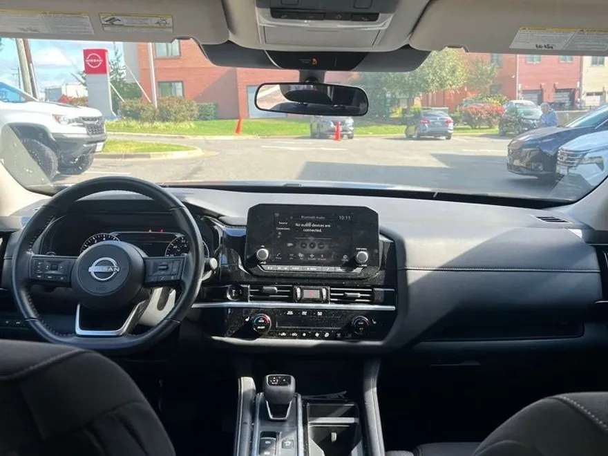 2025 Nissan Pathfinder SV photo 1