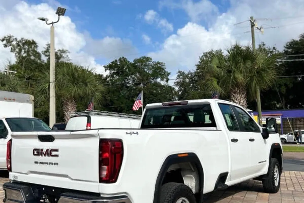 2023 Gmc Sierra Pro photo 1