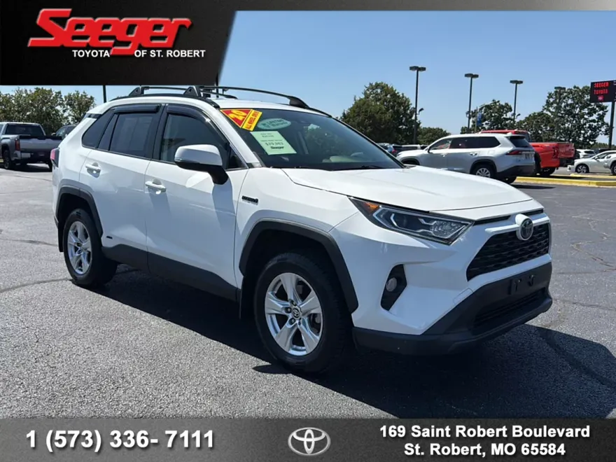 2020 Toyota RAV4 Hybrid XLE photo 1