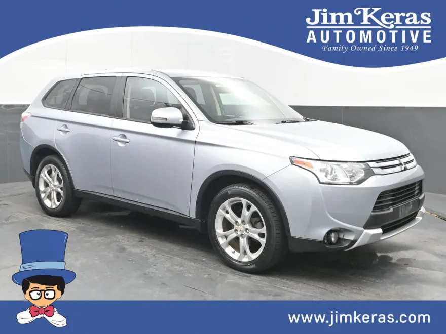 2015 Mitsubishi Outlander SE photo 1