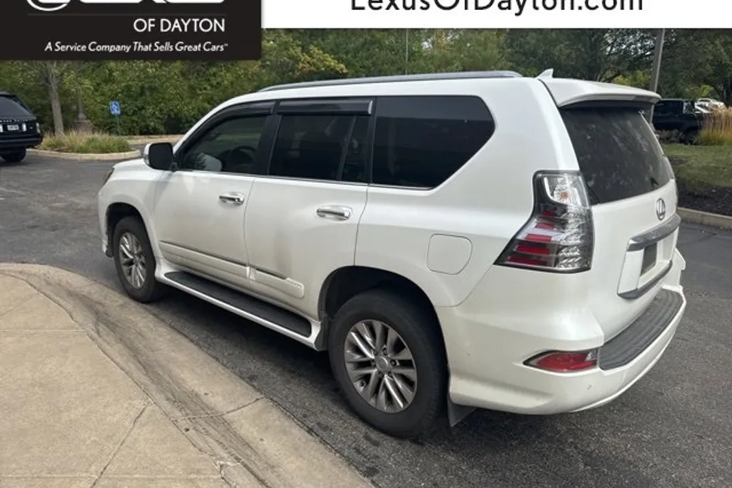 2015 Lexus GX 460 photo 1