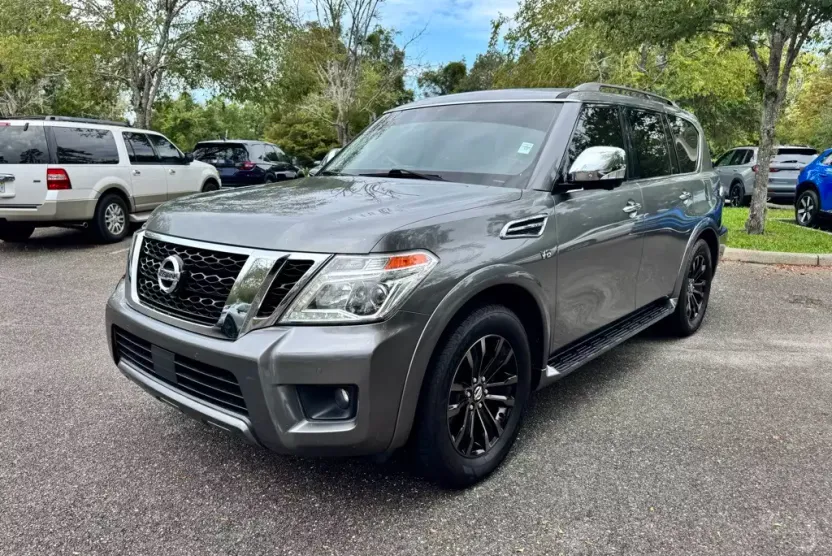 2019 Nissan Armada Platinum photo 1