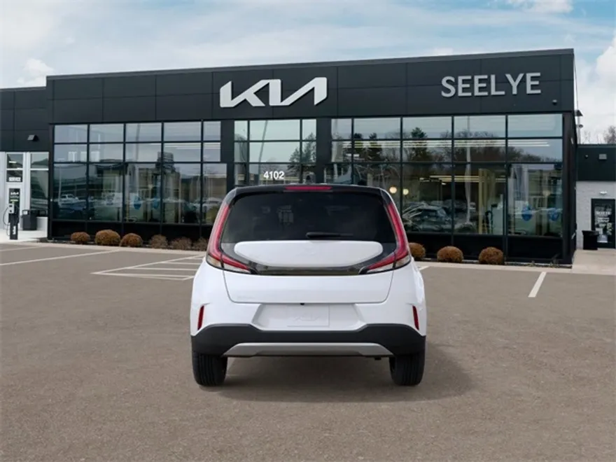 2025 Kia Soul EX photo 1
