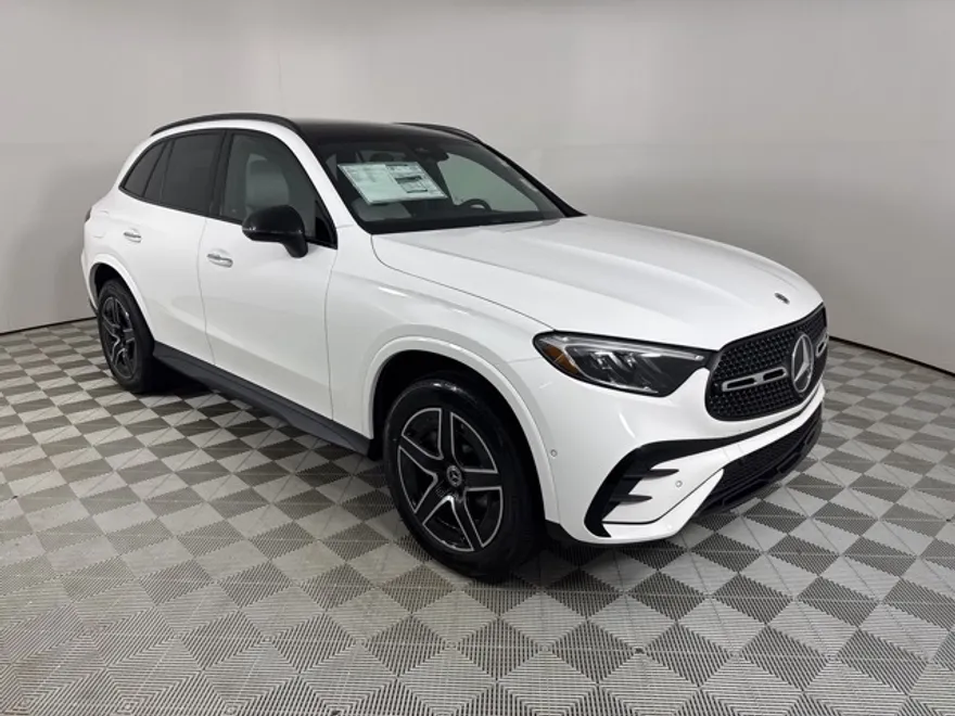 2026 Mercedes Benz GLC 300 4MATIC photo 1