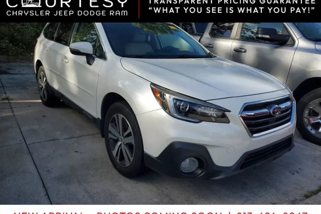 2019 Subaru Outback 2.5i Limited photo 1