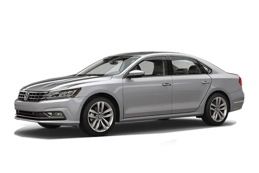2017 Volkswagen Passat SEL Premium photo 1