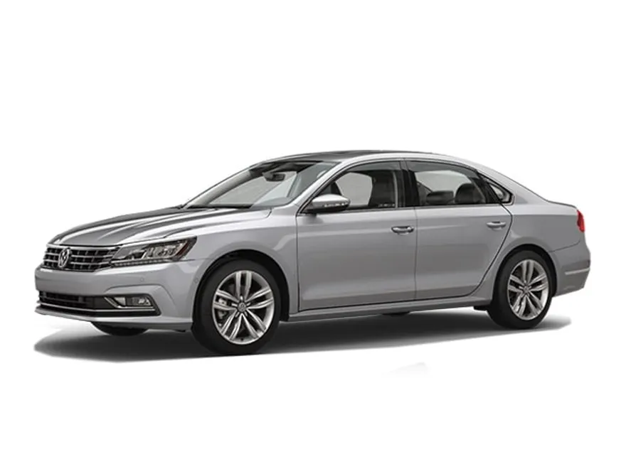 2017 Volkswagen Passat SEL Premium photo 1