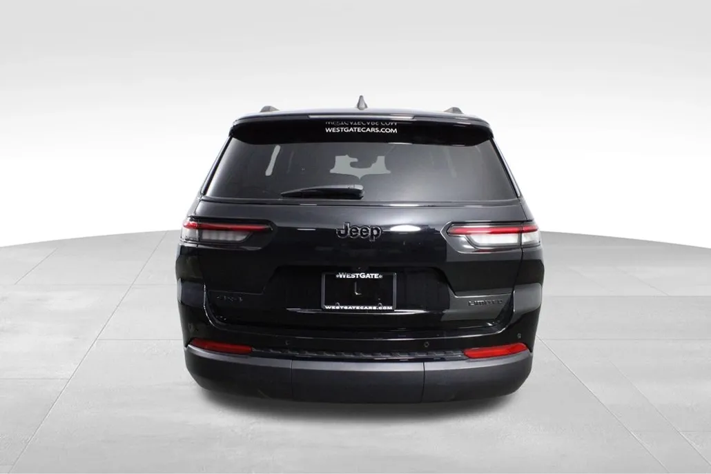 2024 Jeep Grand Cherokee Limited photo 1