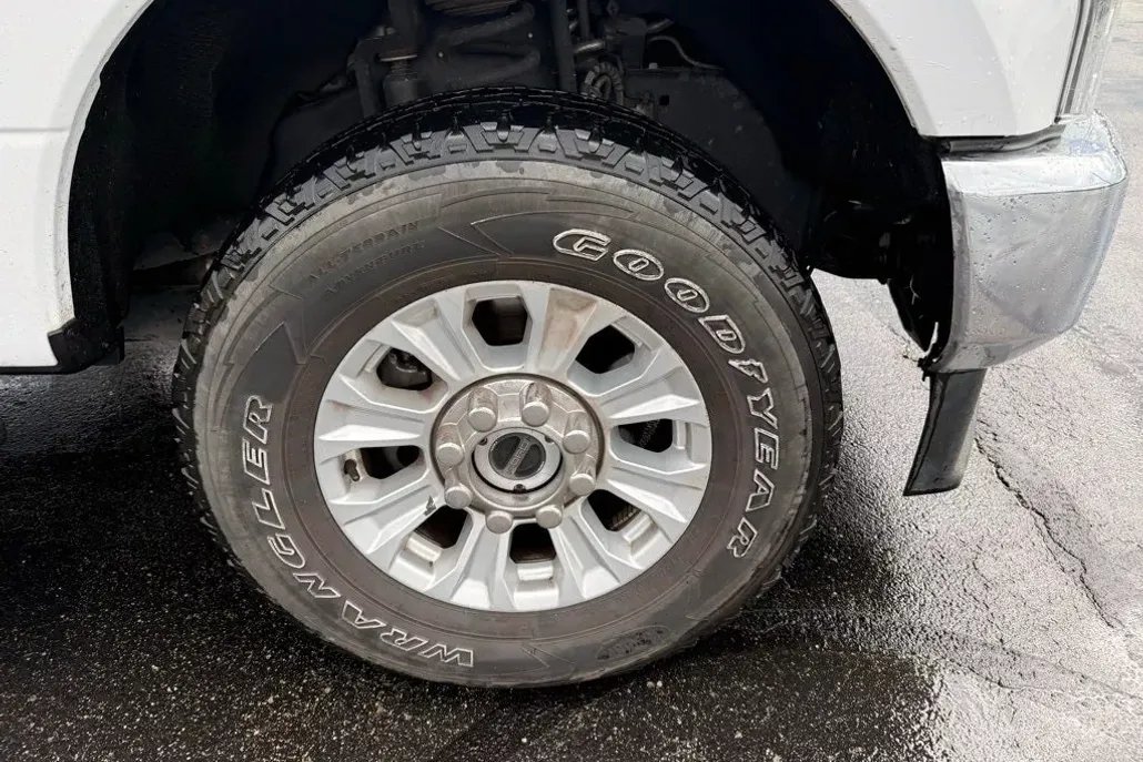 2020 Ford F-250 photo 1