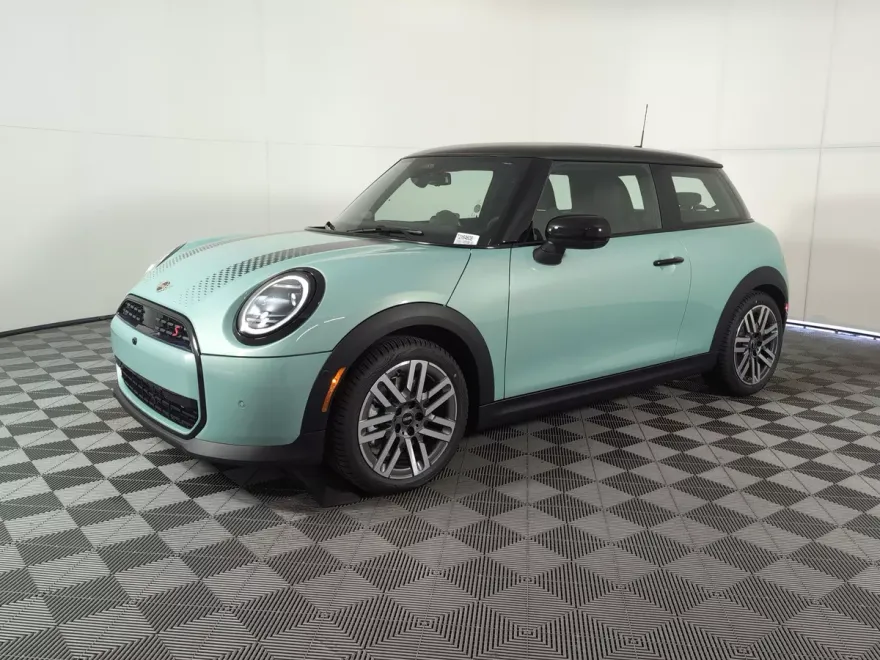 2026 Mini Cooper S 2 Door Iconic photo 1