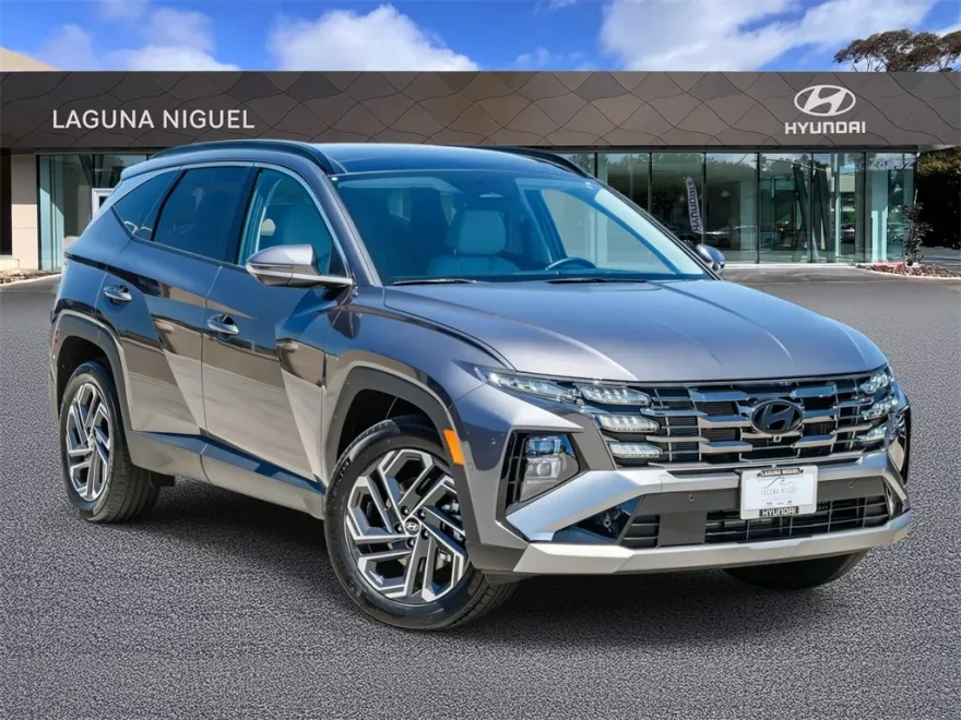 2025 Hyundai Tucson Hybrid Limited photo 1