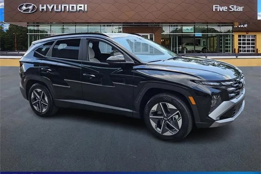 2026 Hyundai Tucson SEL photo 1