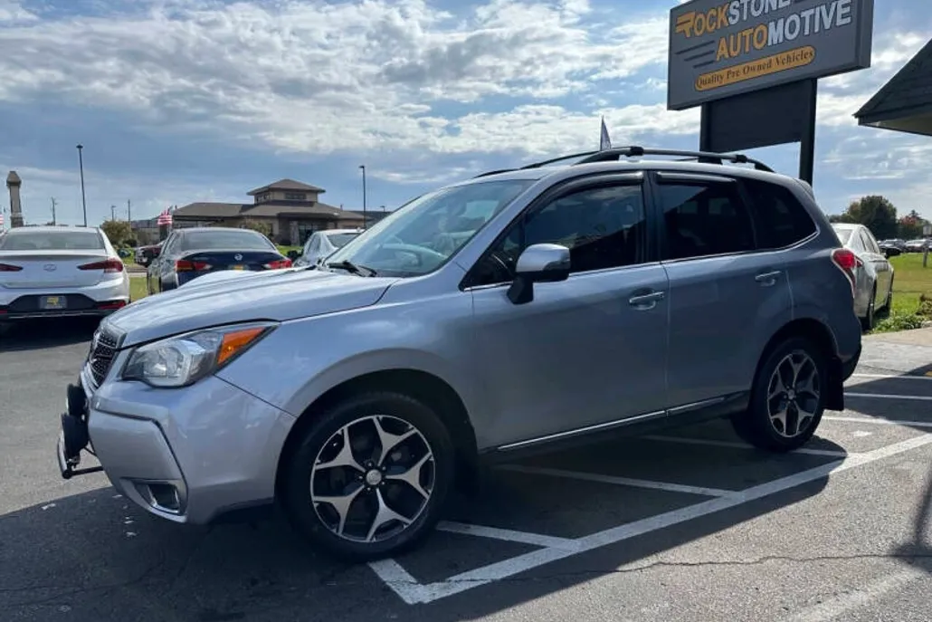 2016 Subaru Forester 2.0XT Touring photo 1