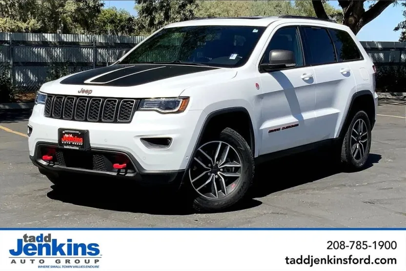 2020 Jeep Grand Cherokee Trailhawk photo 1