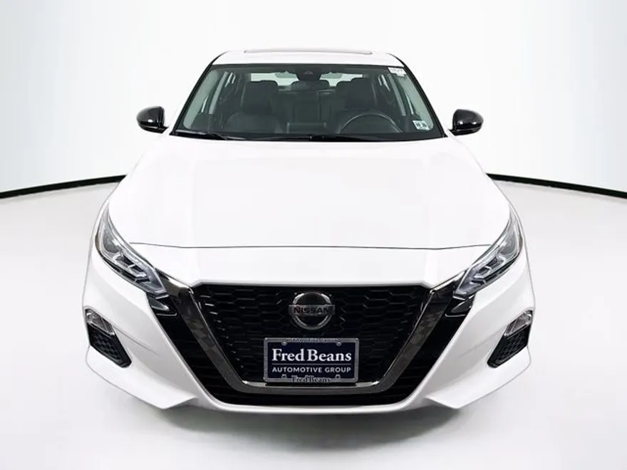 2021 Nissan Altima 2.5 SR photo 1