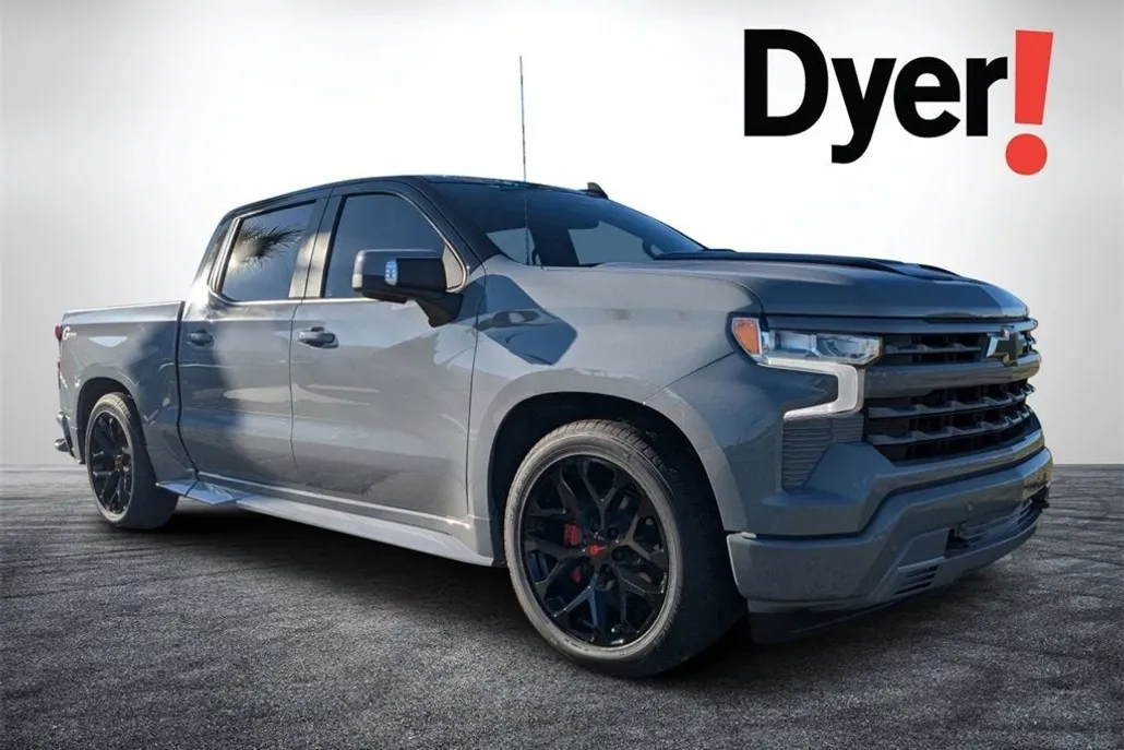 2024 Chevrolet Silverado 1500 RST photo 1