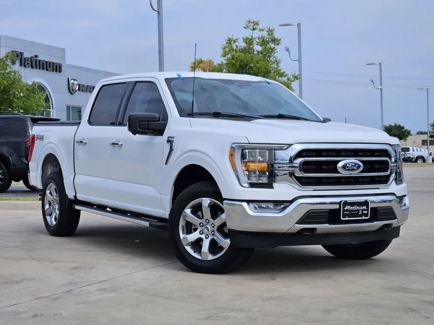 2023 Ford F-150 XLT photo 1