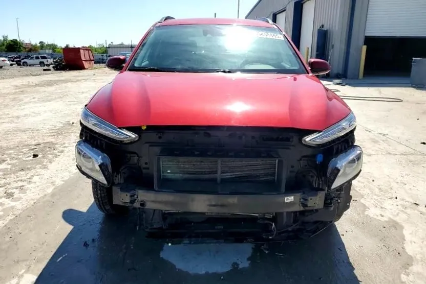 2021 Hyundai Kona SEL photo 1