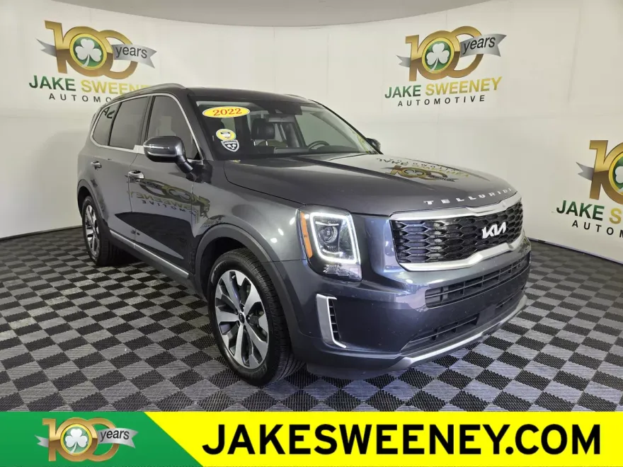 2022 Kia Telluride S photo 1
