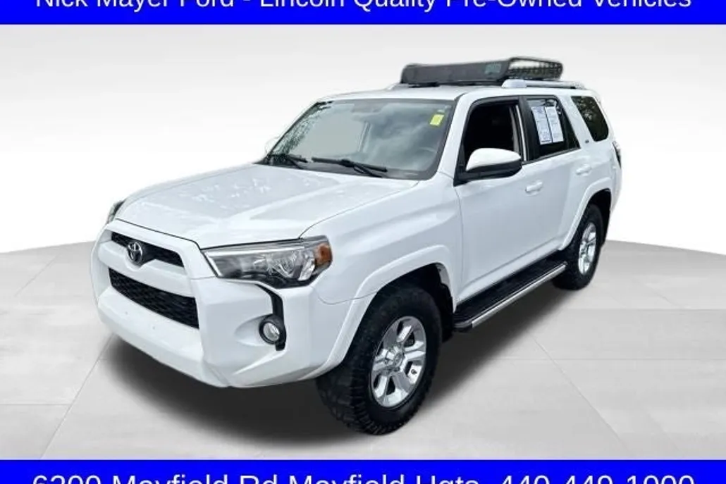 2017 Toyota 4Runner Base photo 1