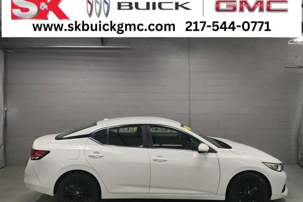 2023 Nissan Sentra SV photo 1