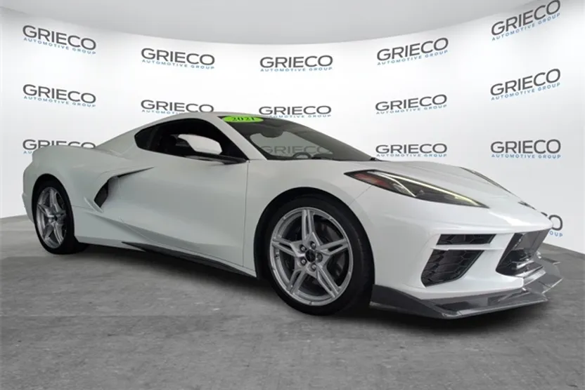 2021 Chevrolet Corvette Stingray 2LT photo 1