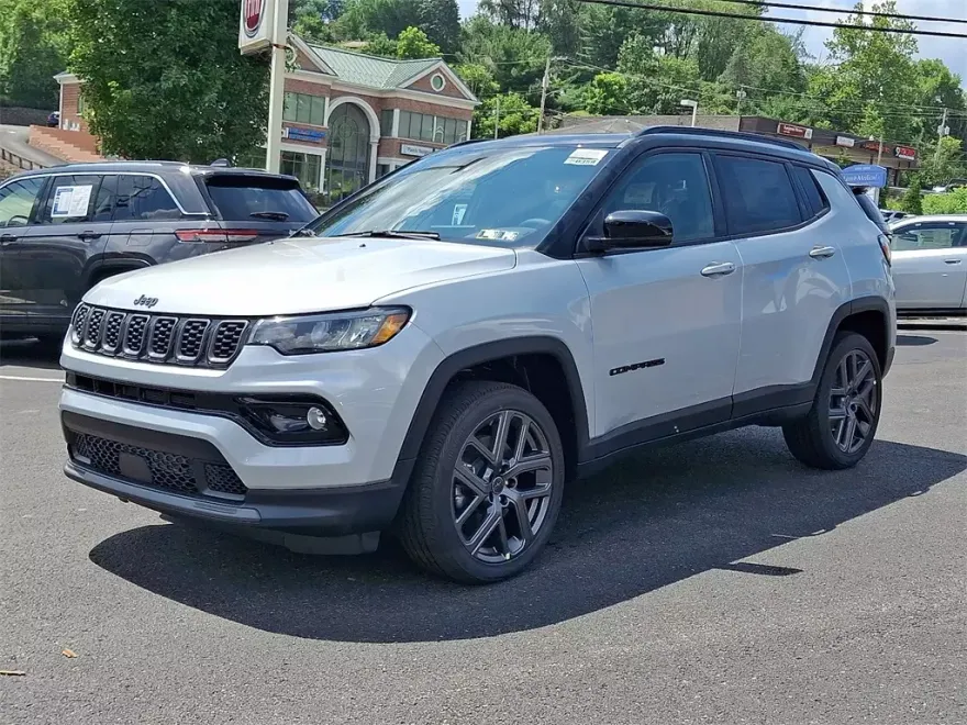 2025 Jeep Compass Limited photo 1