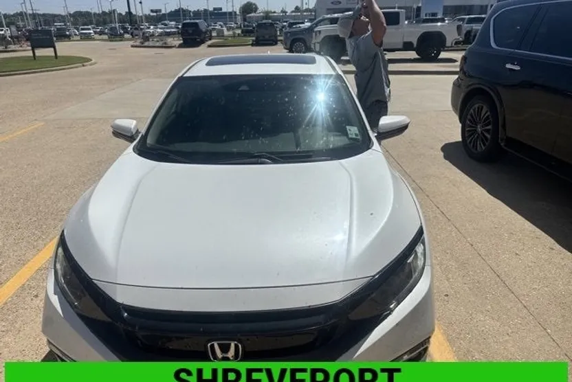 2019 Honda Civic EX photo 1