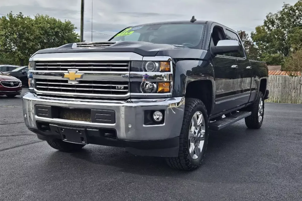 2019 Chevrolet Silverado 2500HD LTZ photo 1