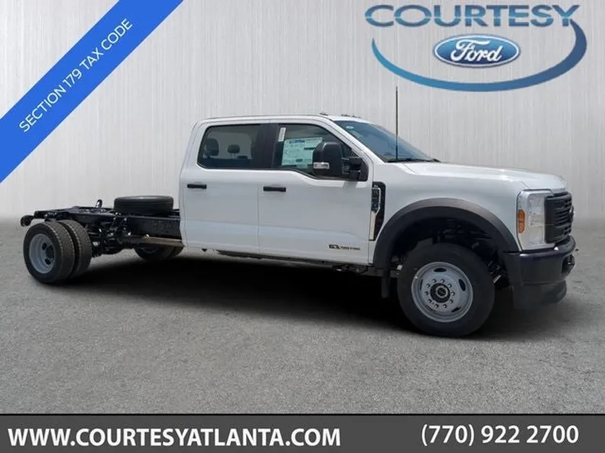 2025 Ford F-450 photo 1