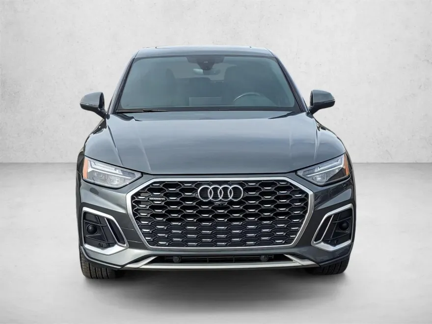 2023 Audi Q5 Sportback 45 S line Premium photo 1