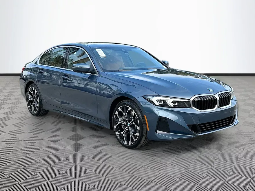 2025 Bmw 330i photo 1