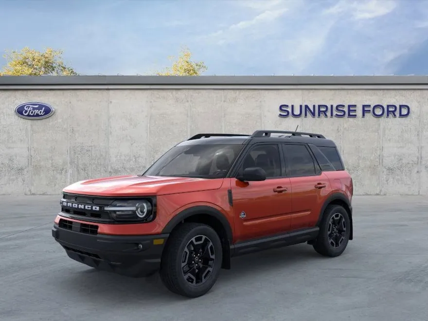2024 Ford Bronco Sport Outer Banks photo 1