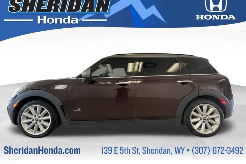 2017 Mini Cooper Base S ALL4 photo 1